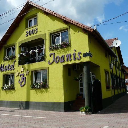 Mîndruloc Motel Ioanis מראה חיצוני תמונה