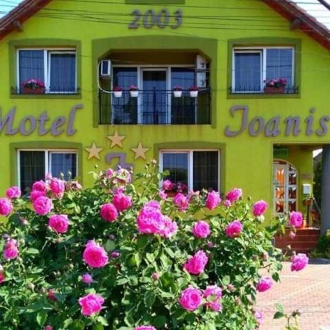 Mîndruloc Motel Ioanis מראה חיצוני תמונה