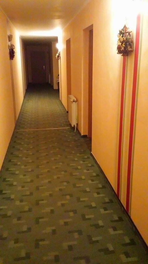 Mîndruloc Motel Ioanis מראה חיצוני תמונה