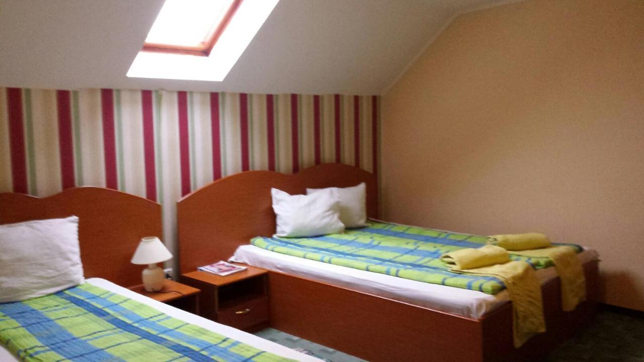 Mîndruloc Motel Ioanis מראה חיצוני תמונה