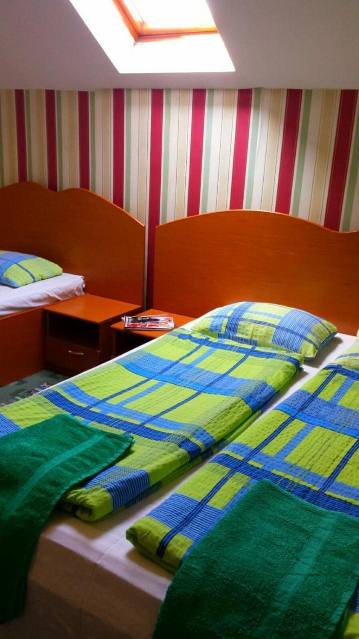 Mîndruloc Motel Ioanis מראה חיצוני תמונה