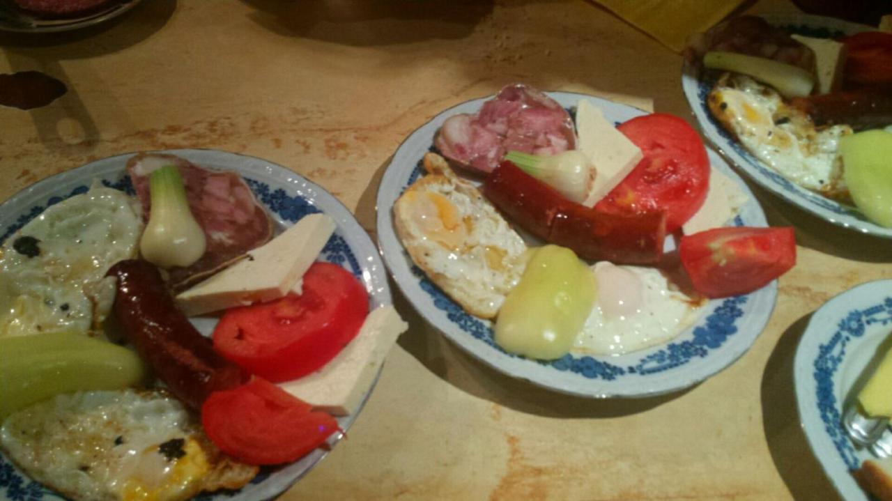 Mîndruloc Motel Ioanis מראה חיצוני תמונה